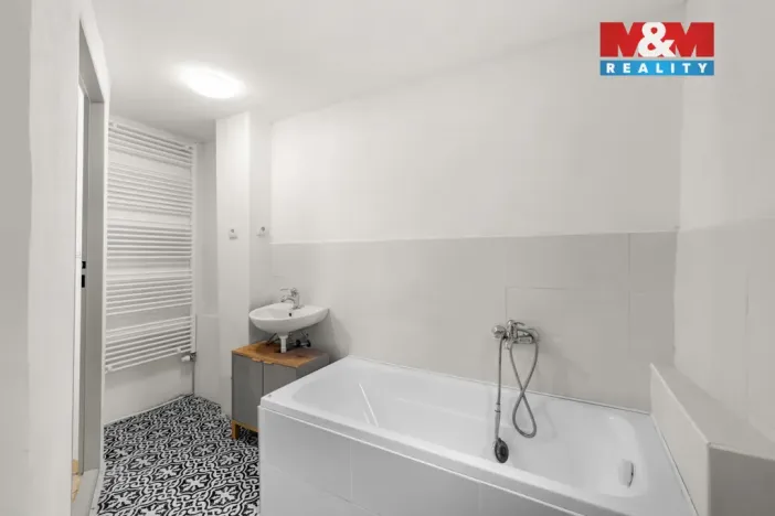 Pronájem bytu 1+1, Velvary, Chržínská, 35 m2