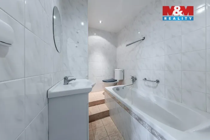 Prodej bytu 1+1, Horní Slavkov, Dlouhá, 35 m2