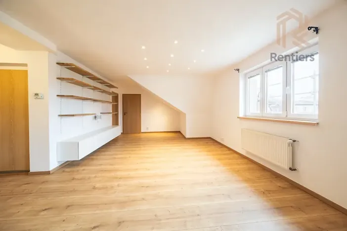 Prodej bytu 3+kk, Praha - Běchovice, Českobrodská, 94 m2
