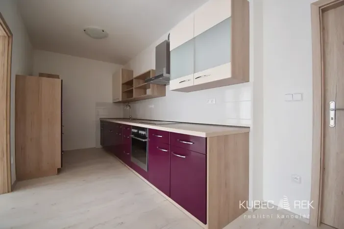 Pronájem bytu 3+kk, Sezimovo Ústí, Lužnická, 85 m2