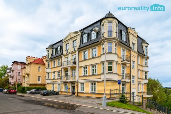 Prodej bytu 3+kk, Mariánské Lázně - Úšovice, Zeyerova, 74 m2
