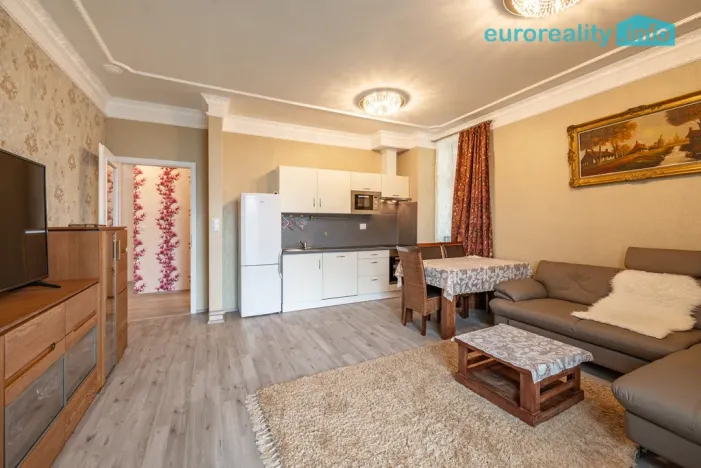 Prodej bytu 3+kk, Mariánské Lázně - Úšovice, Zeyerova, 74 m2