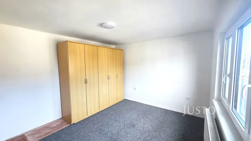 Pronájem bytu 3+1, Písek, Václavské nám., 66 m2