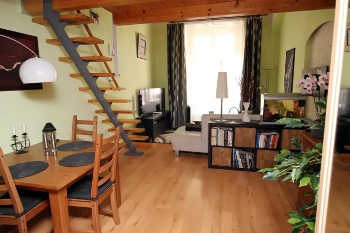 Pronájem bytu 1+1, Praha - Smíchov, Na Valentince, 45 m2