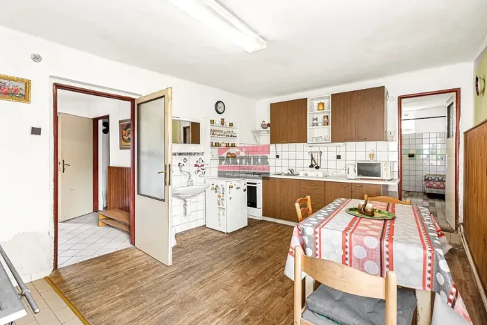 Prodej rodinného domu, Týn nad Vltavou, 221 m2
