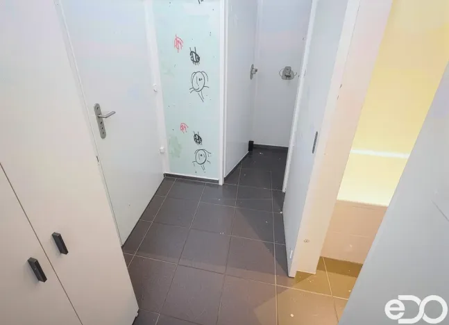 Pronájem bytu 2+kk, Praha - Řepy, Laudova, 35 m2