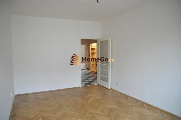 Pronájem bytu 3+1, Praha - Nusle, U gymnázia, 95 m2