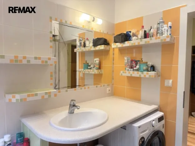 Prodej bytu 2+1, Karlovy Vary - Drahovice, Stará Kysibelská, 67 m2