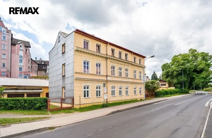 Prodej bytu 2+1, Karlovy Vary - Drahovice, Stará Kysibelská, 67 m2