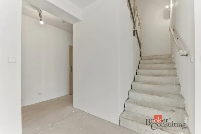 Prodej bytu 4+kk, Mladé Buky - Hertvíkovice, 132 m2