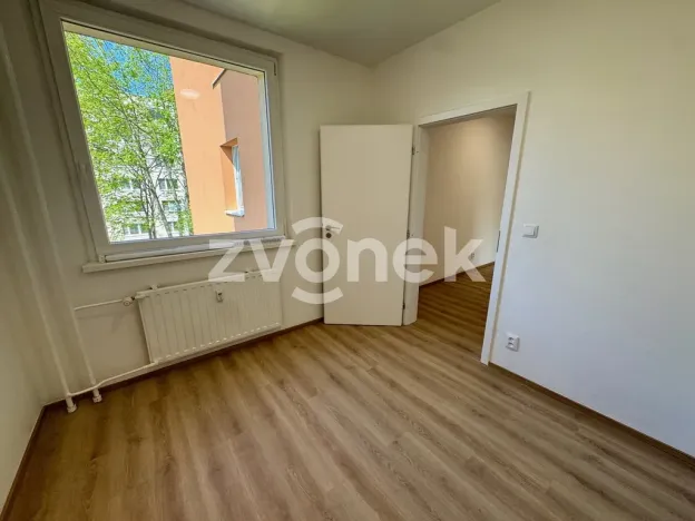 Prodej bytu 3+1, Zlín, Okružní, 82 m2