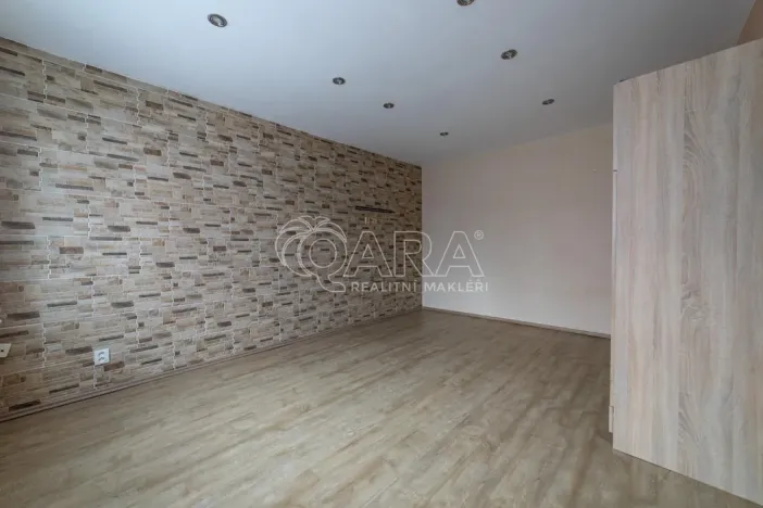 Prodej bytu 1+1, Kladno - Kročehlavy, Arbesova, 36 m2