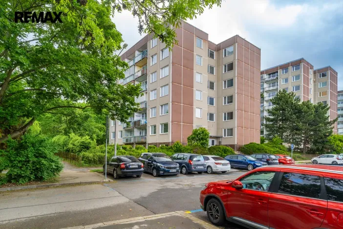 Prodej bytu 3+1, Praha - Hlubočepy, Lamačova, 72 m2