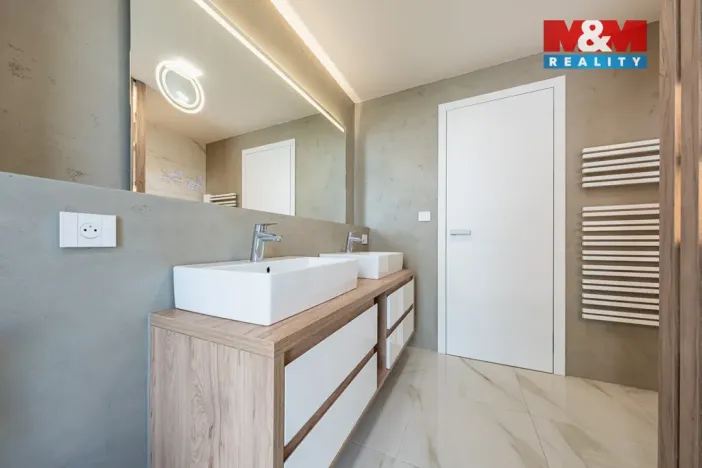 Prodej rodinného domu, Velké Popovice, 219 m2