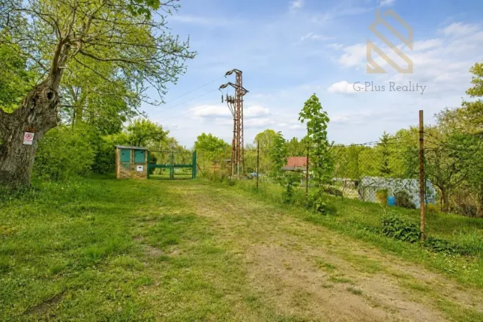 Prodej zahrady, Postoloprty, Mírové náměstí, 357 m2
