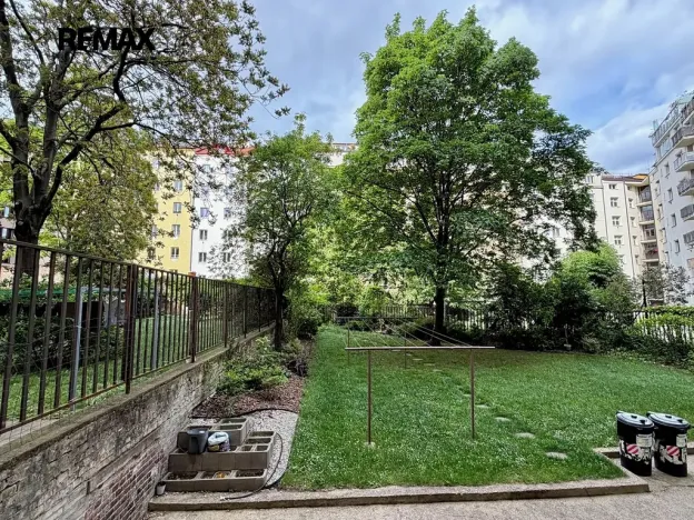 Pronájem bytu 2+kk, Praha - Nusle, Kloboučnická, 45 m2