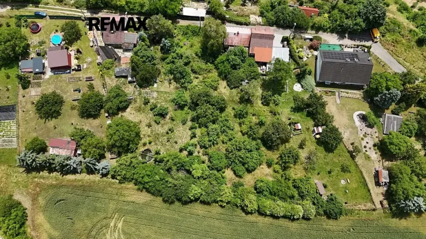 Prodej pozemku pro bydlení, Brandýsek, Ve višňovce, 1735 m2