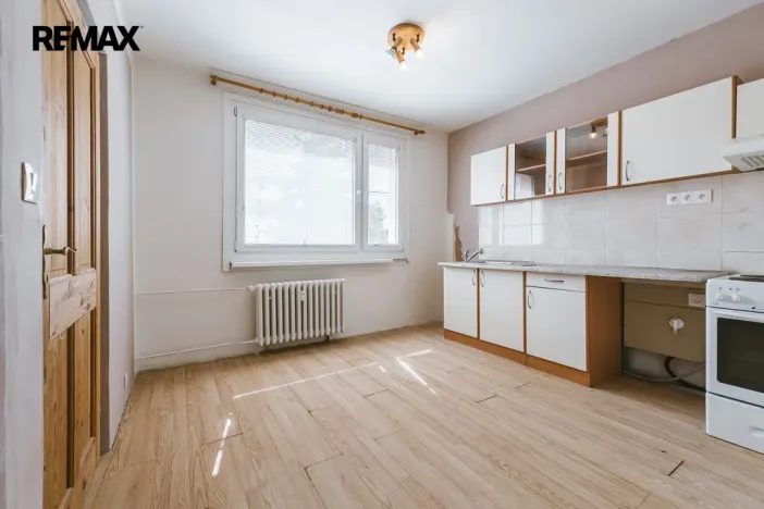 Prodej bytu 1+1, Bystřany, Pražská, 36 m2