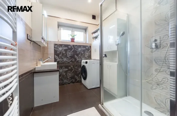 Prodej vily, Podlesí, 240 m2