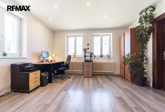 Prodej vily, Podlesí, 240 m2