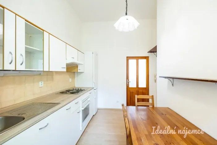 Pronájem bytu 2+1, Praha - Žižkov, Lipanská, 45 m2