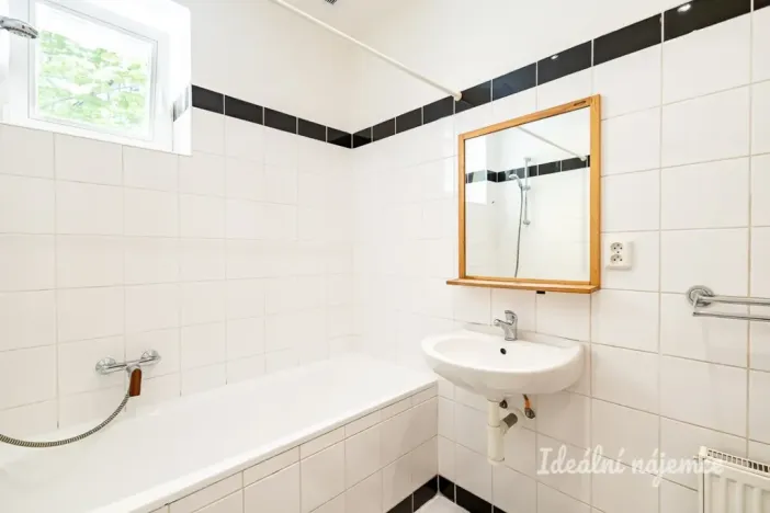 Pronájem bytu 2+1, Praha - Žižkov, Lipanská, 45 m2