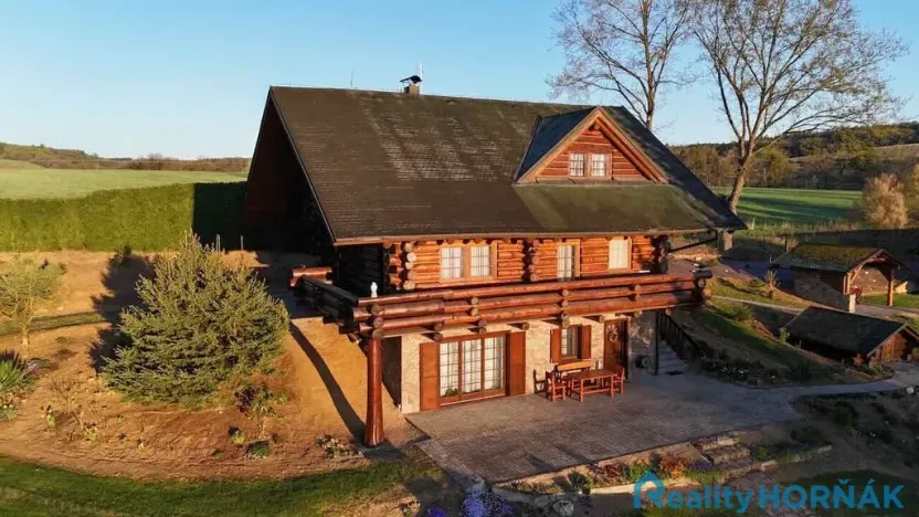 Prodej rodinného domu, Hluboká nad Vltavou - Jeznice, 293 m2