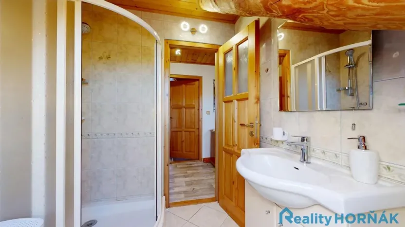 Prodej rodinného domu, Hluboká nad Vltavou - Jeznice, 293 m2