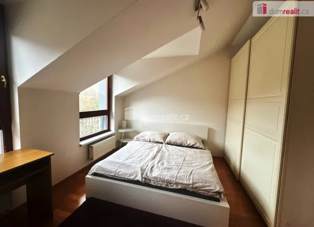 Pronájem bytu 1+1, Praha - Libeň, Podvinný mlýn, 49 m2