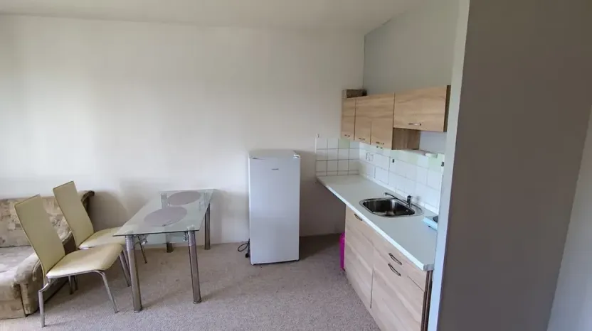 Pronájem bytu 1+kk, Tanvald, U Školky, 27 m2