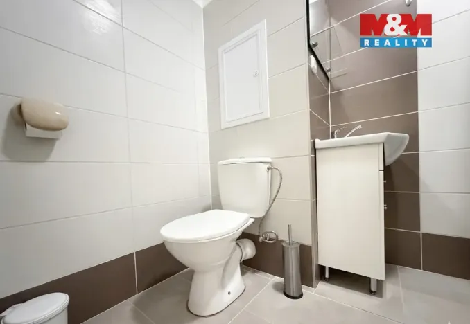 Prodej bytu 2+1, Klášterec nad Ohří, Družstevní, 60 m2