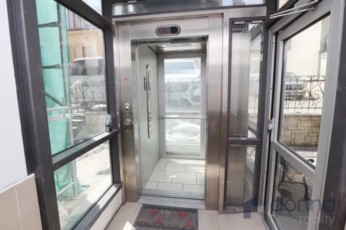 Pronájem kanceláře, Praha, Bělehradská, 100 m2