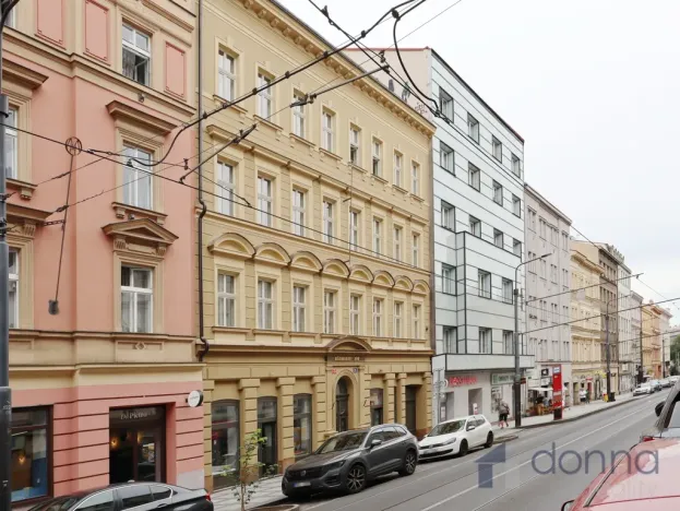 Pronájem kanceláře, Praha, Bělehradská, 100 m2
