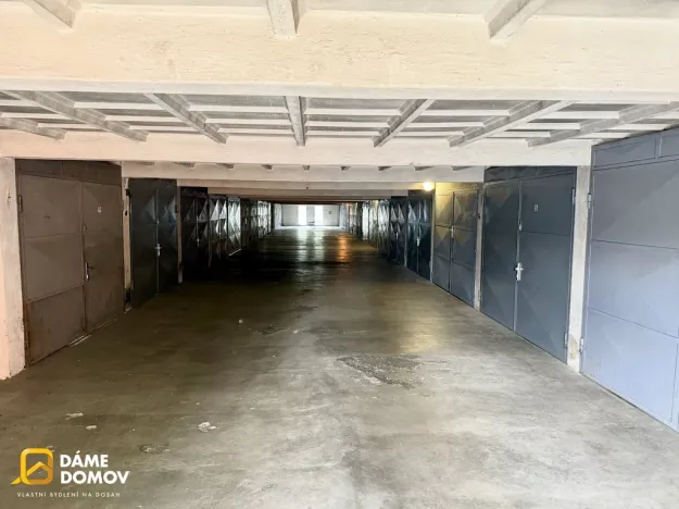 Prodej garáže, Zlín, U Náhonu, 17 m2