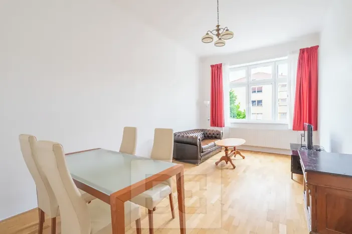 Pronájem bytu 2+1, Praha - Hradčany, Na valech, 79 m2