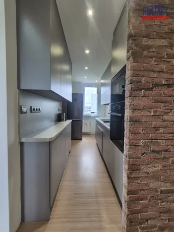 Pronájem bytu 4+kk, České Budějovice, Nádražní, 70 m2