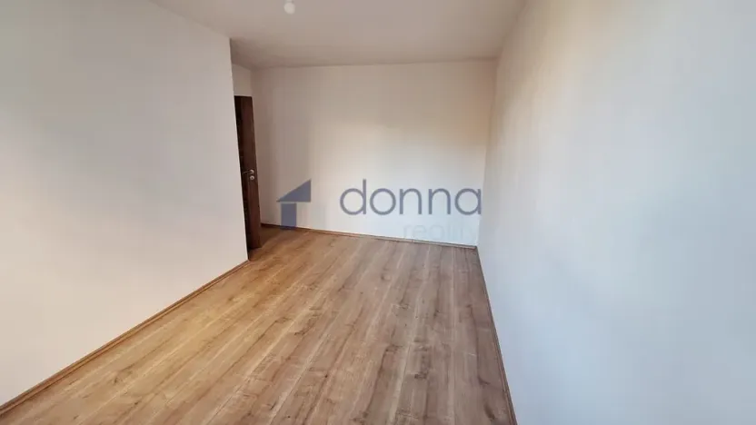 Pronájem bytu 3+kk, Praha, Hennerova, 72 m2