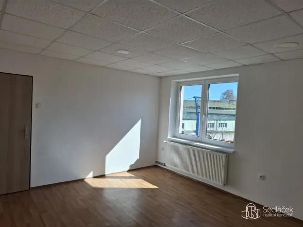 Pronájem bytu 3+1, Sokolov, Chebská, 98 m2