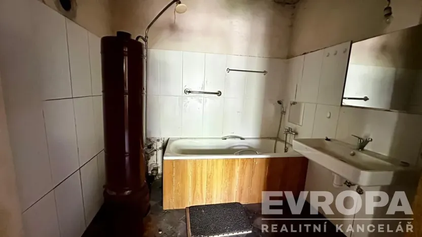 Prodej rodinného domu, Dubá - Nový Berštejn, Malý Mlýnek, 350 m2