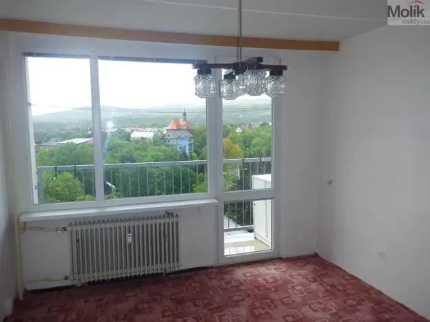 Prodej bytu 2+1, Chomutov, Bezručova, 59 m2