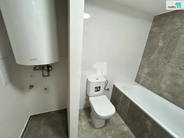 Prodej bytu 3+kk, Praha - Hrdlořezy, Českobrodská, 72 m2