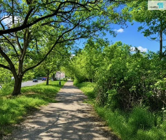 Prodej bytu 3+kk, Praha - Hrdlořezy, Českobrodská, 72 m2