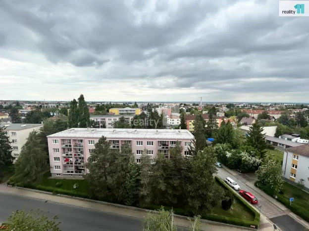 Prodej bytu 3+1, Praha - Horní Počernice, Běluňská, 73 m2