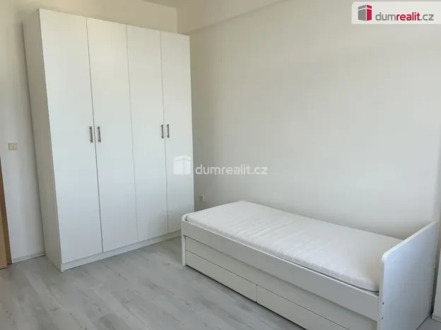 Pronájem bytu 3+kk, Zruč nad Sázavou, náměstí Míru, 65 m2