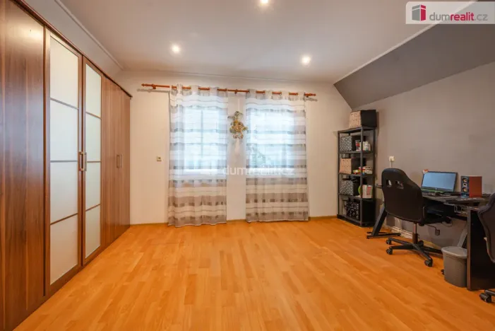 Prodej bytu 4+kk, Mariánské Lázně, Chebská, 109 m2