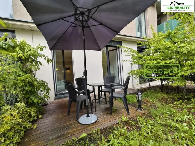 Pronájem bytu 1+1, Praha, Petržílkova, 40 m2