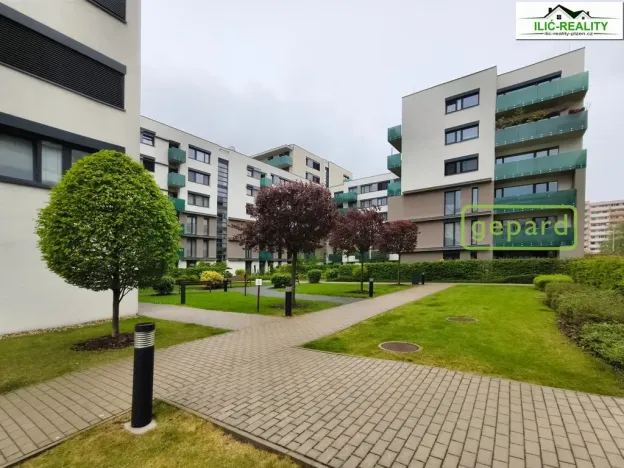 Pronájem bytu 1+1, Praha, Petržílkova, 40 m2