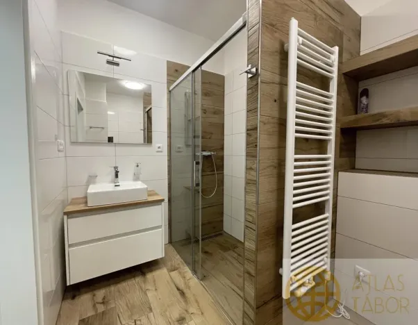 Pronájem bytu 3+kk, Tábor, Kpt. Jaroše, 74 m2