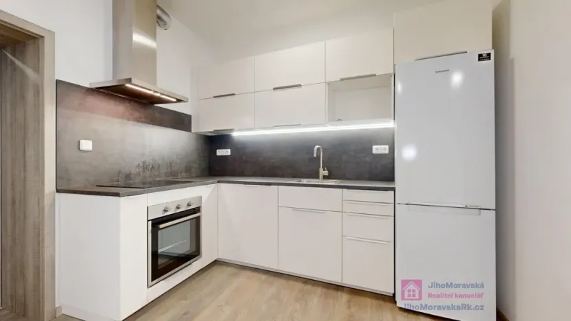 Pronájem bytu 2+kk, Břeclav, Nová, 42 m2