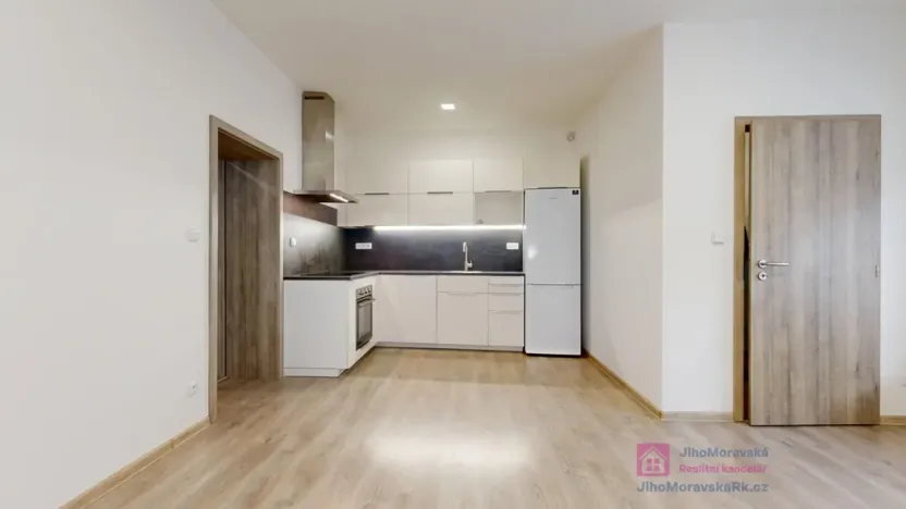 Pronájem bytu 2+kk, Břeclav, Nová, 42 m2